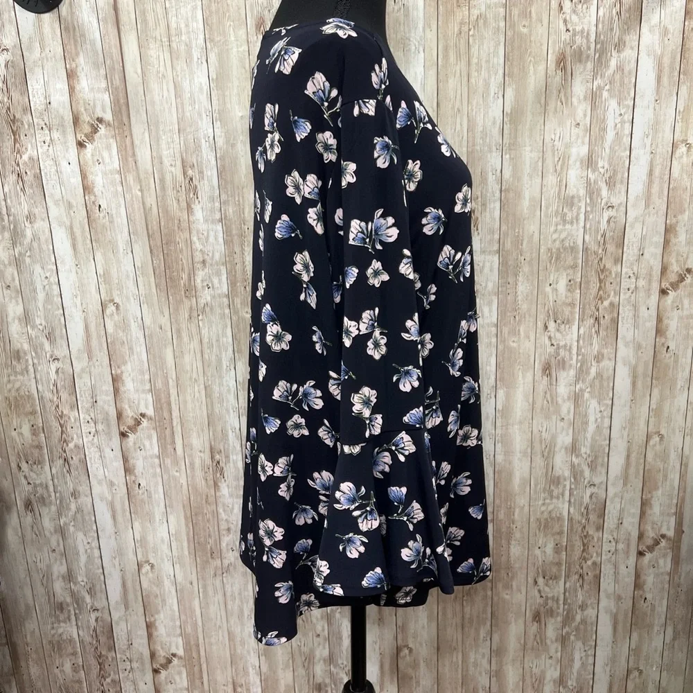 Carmen Marc‎ Valvo Blue and White Blouse - Picture 2 of 5